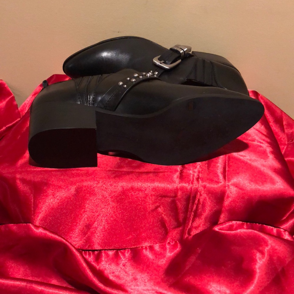 Bootie - Picture 6 of 6